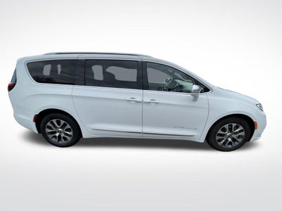2021 Chrysler Pacifica Hybrid Pinnacle