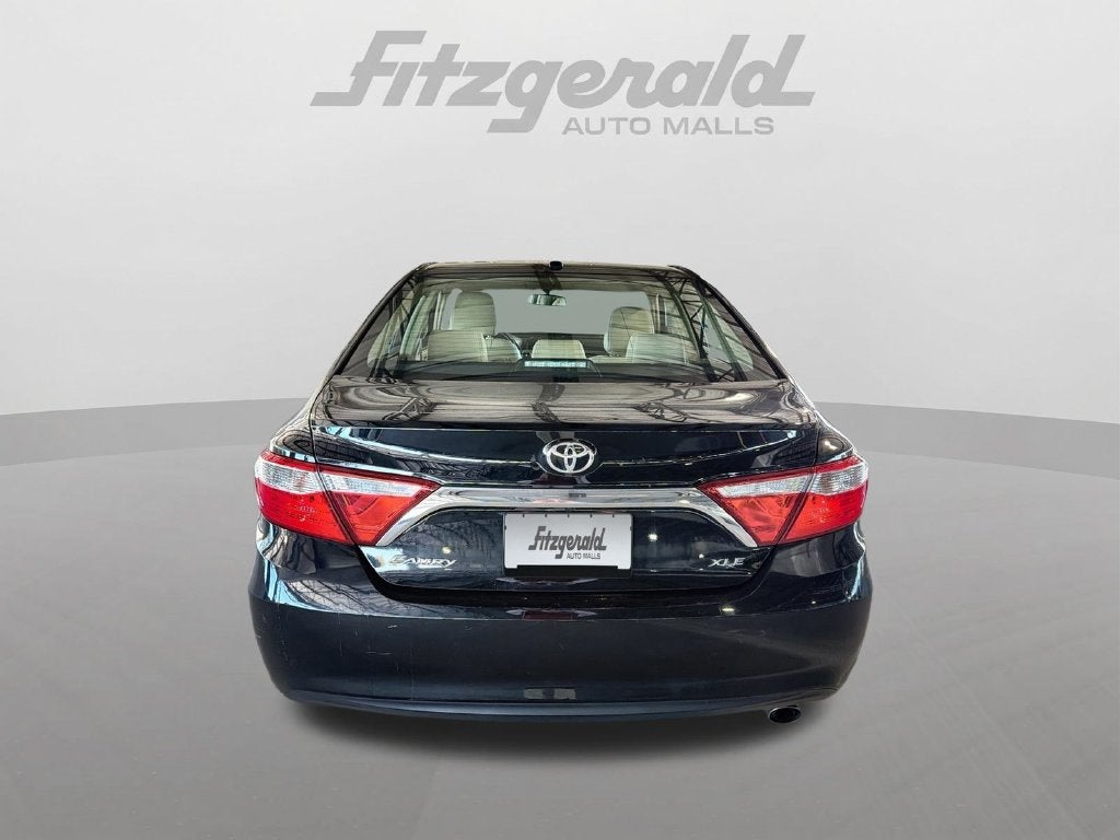 2016 Toyota Camry XLE