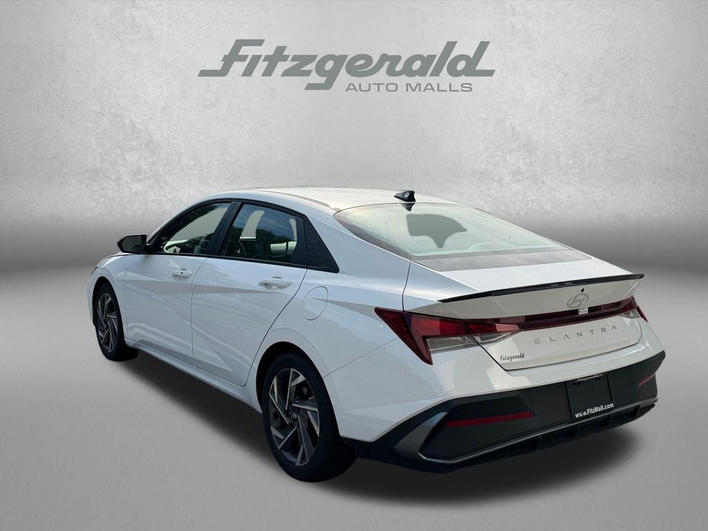 2025 Hyundai Elantra SEL Sport
