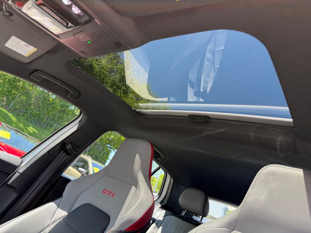 2025 Volkswagen Golf GTI Autobahn
