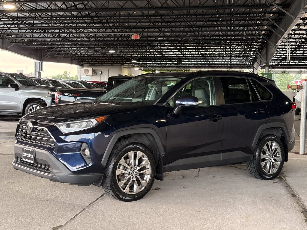 2020 Toyota RAV4 XLE Premium