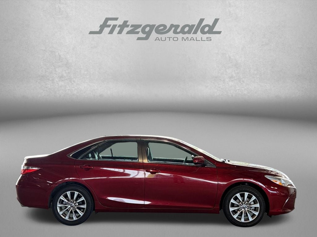 2017 Toyota CAMRY XLE