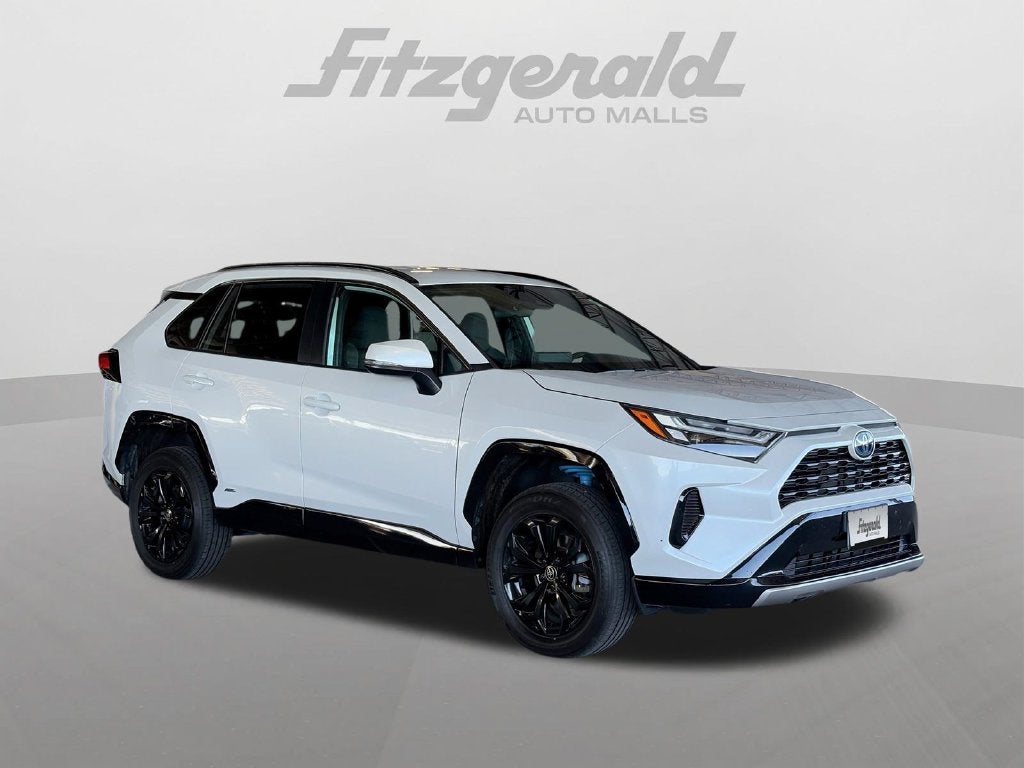 2024 Toyota RAV4 Hybrid SE