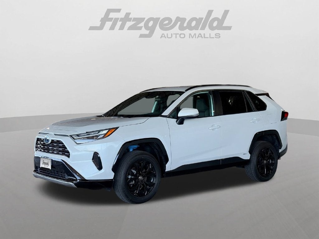 2024 Toyota RAV4 Hybrid SE