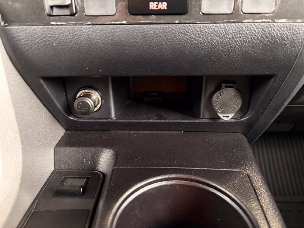 2017 Toyota Sequoia SR5 5.7L