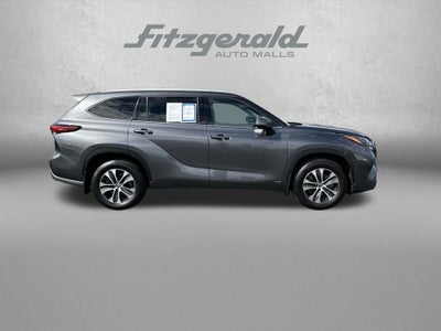 2022 Toyota HIGHLANDER HYBRD XLE