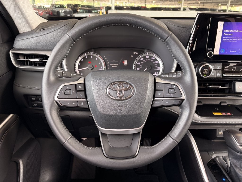 2026 Toyota Highlander XLE