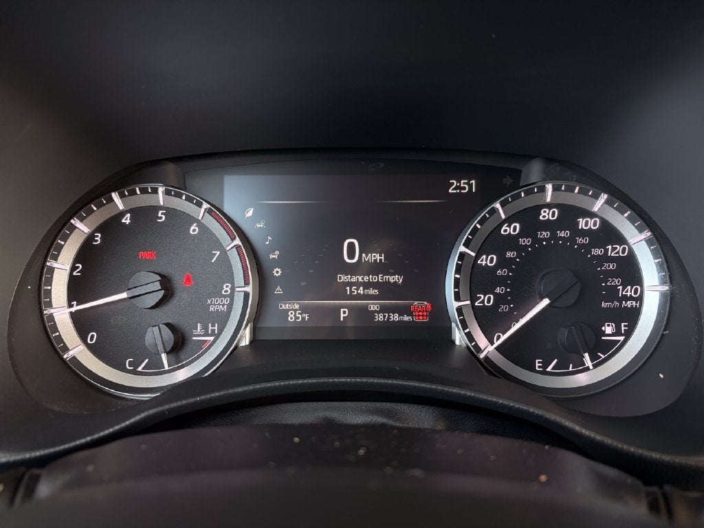 2025 Toyota Highlander LE