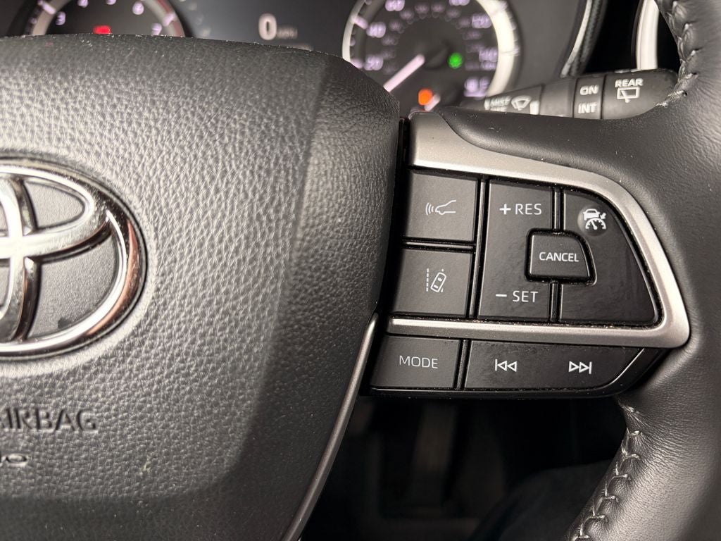 2024 Toyota HIGHLANDER XSE