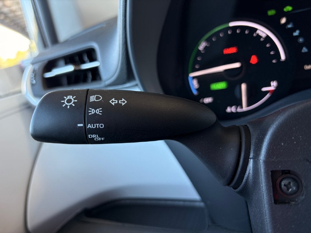 2025 Toyota Sienna LE 8 Passenger