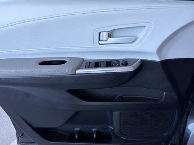 2025 Toyota Sienna LE 8 Passenger