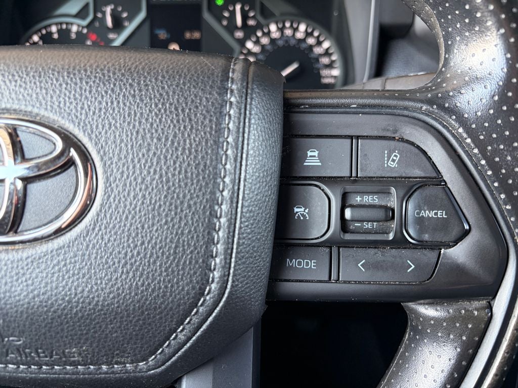 2025 Toyota TUNDRA 4X4 SR