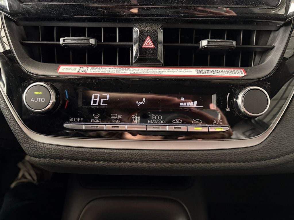 2025 Toyota COROLLA SE