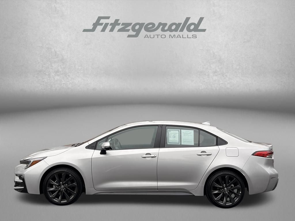 2025 Toyota COROLLA SE