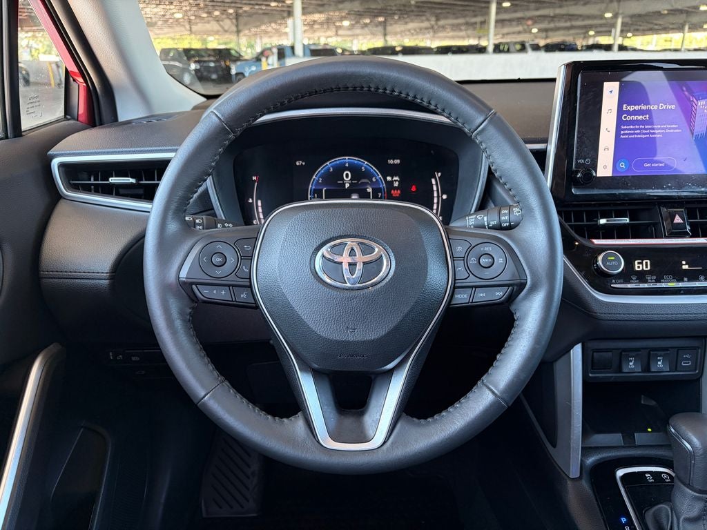 2024 Toyota Corolla Cross XLE