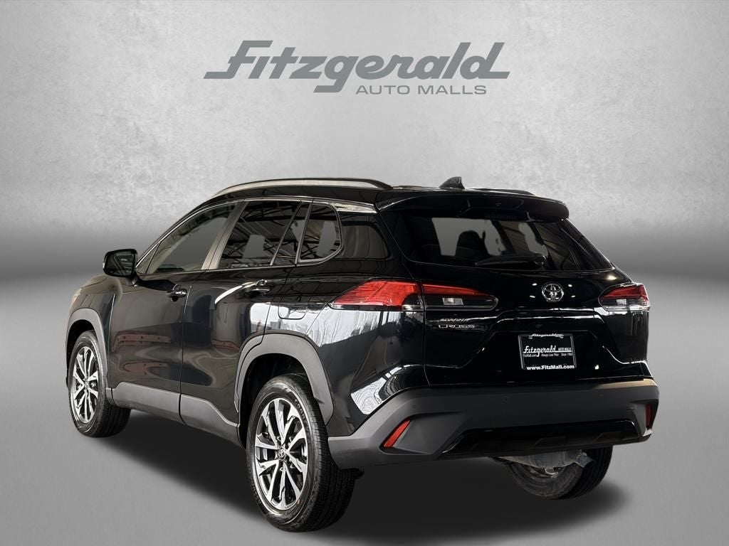 2025 Toyota Corolla Cross XLE