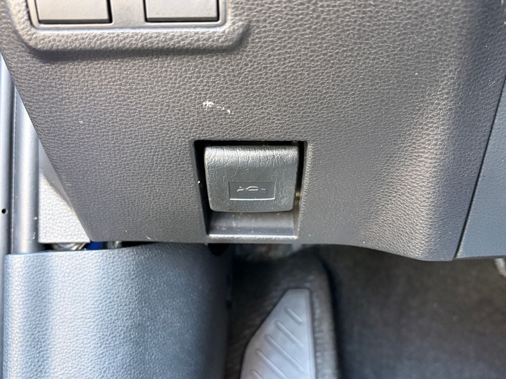 2023 Toyota Corolla Cross Hybrid XSE