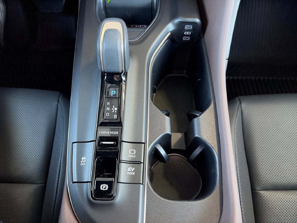 2023 Toyota Toyota Crown Limited