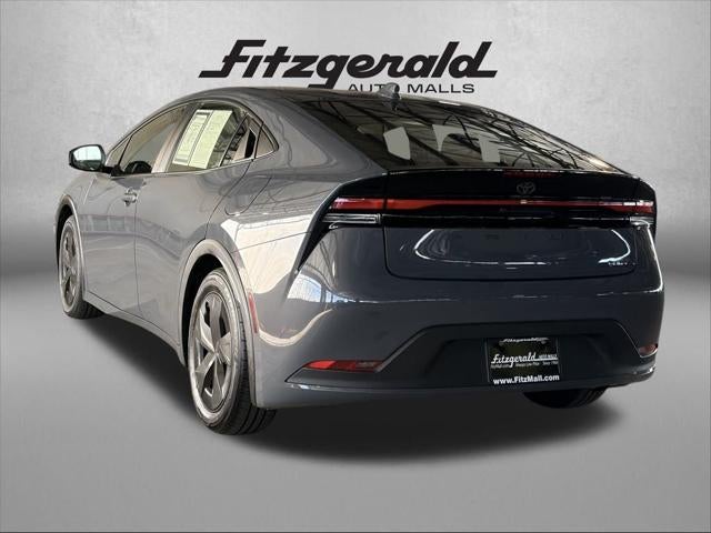 2025 Toyota PRIUS LE