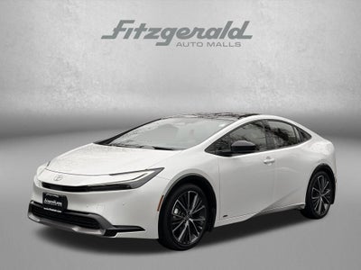 2024 Toyota PRIUS XLE