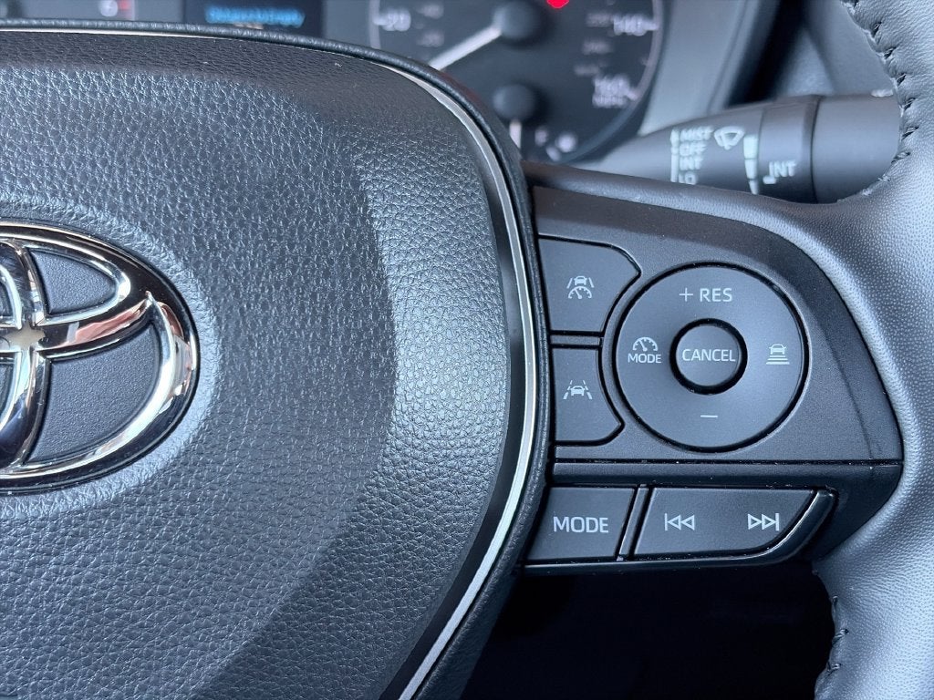 2024 Toyota Corolla Hybrid SE