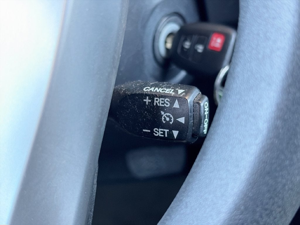 2015 Toyota PRIUS c Two