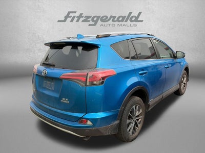 2017 Toyota RAV4 Hybrid XLE