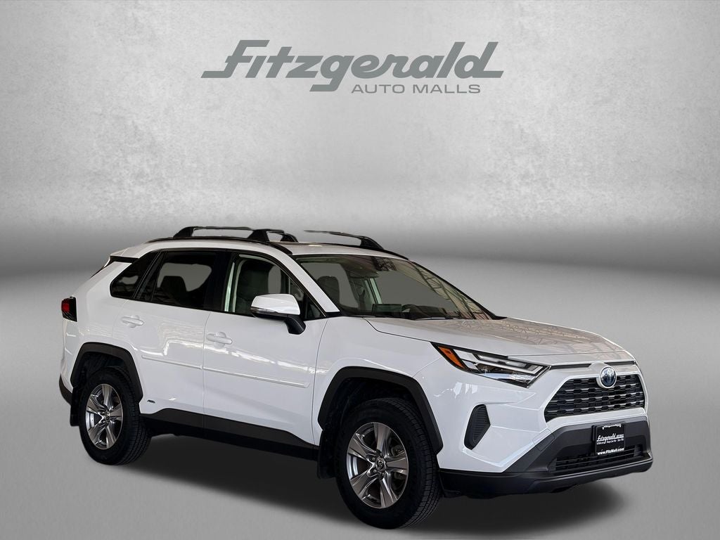 2022 Toyota RAV4 Hybrid XLE