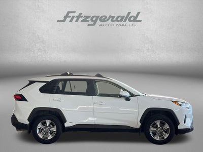 2022 Toyota RAV4 Hybrid XLE