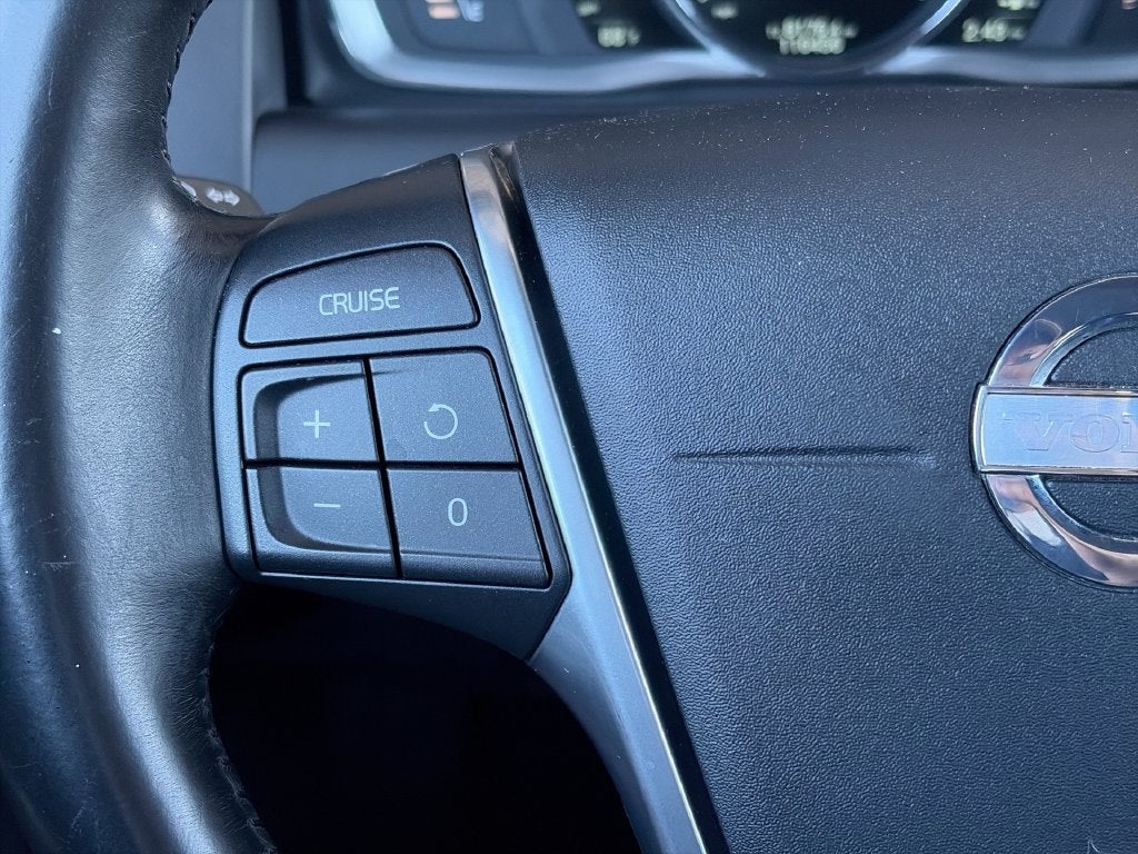 2015 Volvo XC60 T5 Premier Plus