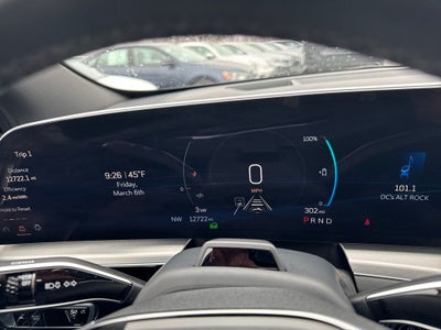 2025 Cadillac LYRIQ Luxury