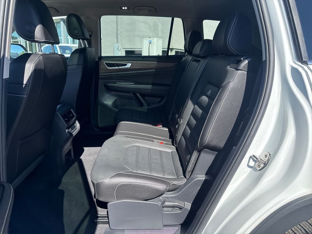 2025 Volkswagen Atlas 2.0T SEL