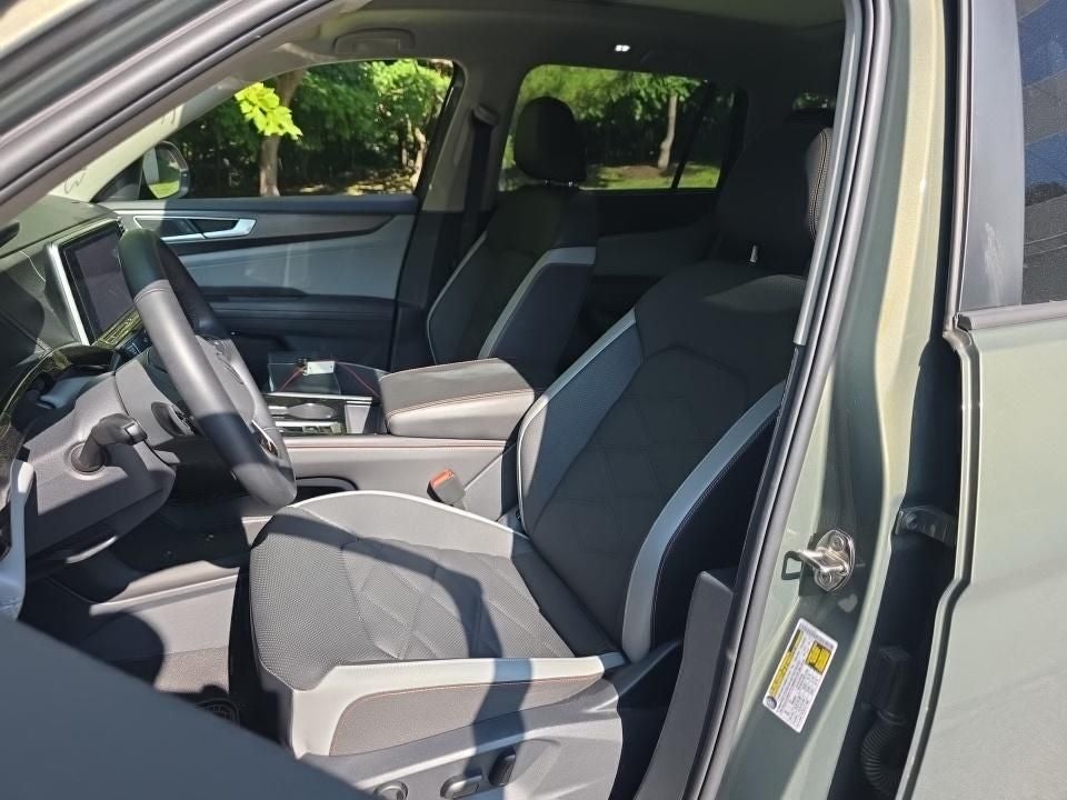 2025 Volkswagen Atlas 2.0T Peak Edition