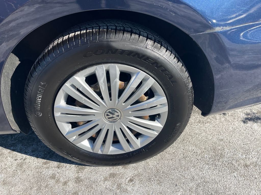 2015 Volkswagen Passat 1.8T S