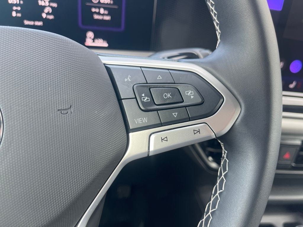 2025 Volkswagen Tiguan 2.0T SE