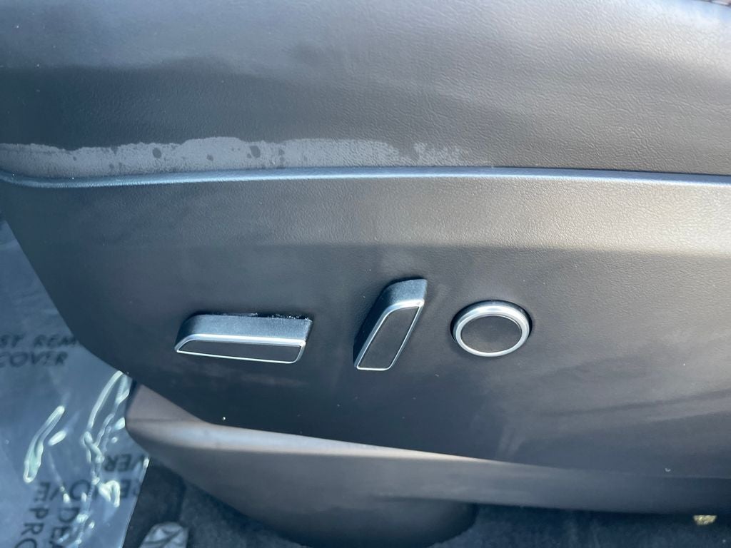 2024 Tesla Model X Base