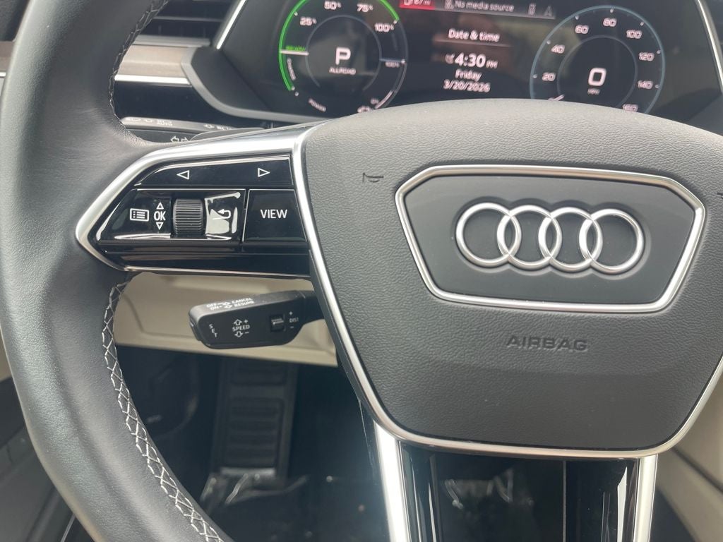 2024 Audi Q8 Sportback e-tron Premium Plus S line quattro