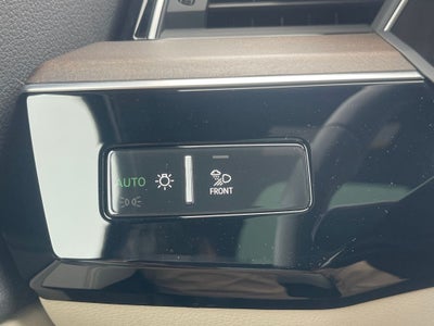 2024 Audi Q8 Sportback e-tron Premium Plus S line quattro