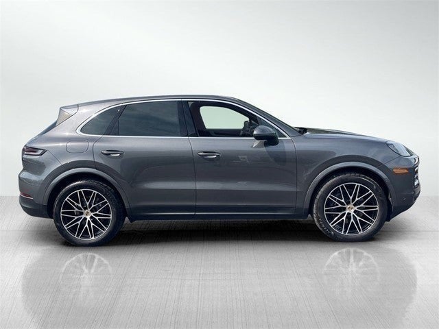 2024 Porsche Cayenne Base