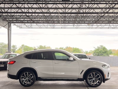 2023 BMW X4 xDrive30i