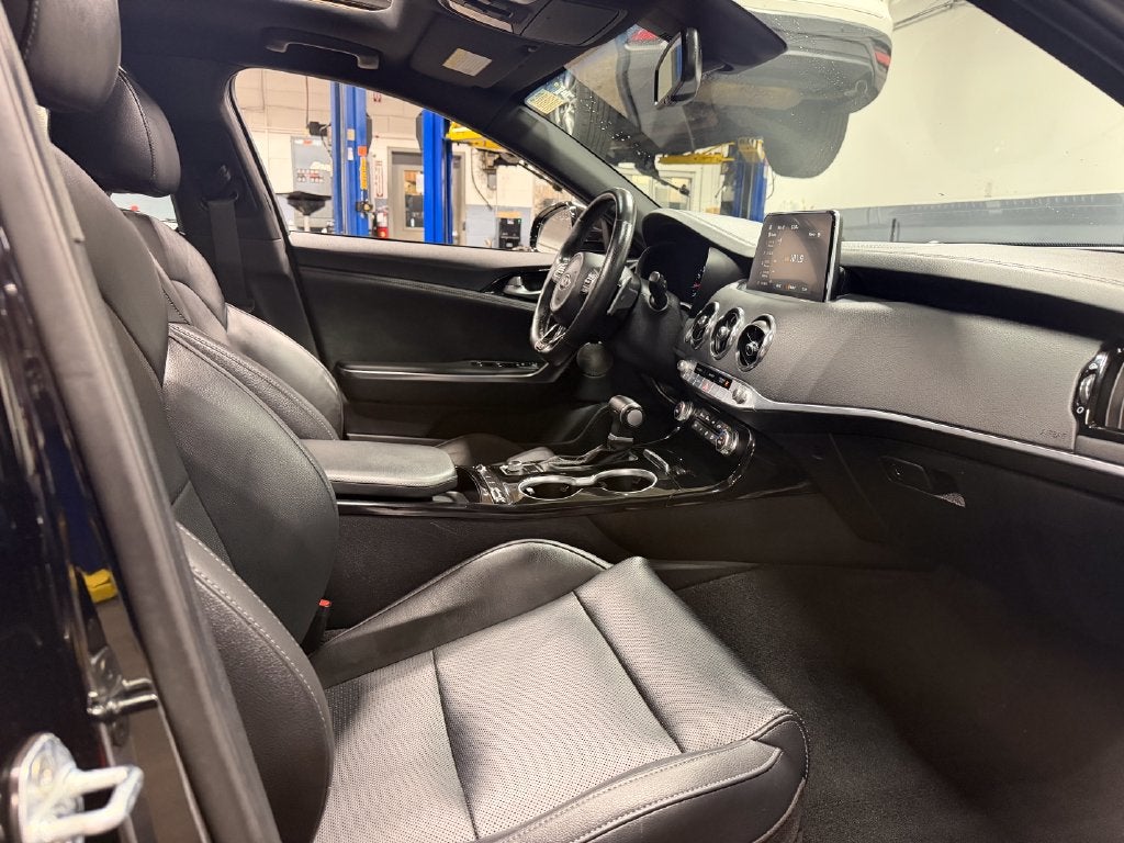 2021 Kia Stinger GT-Line