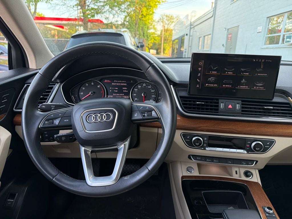 2023 Audi Q5 40 Premium quattro