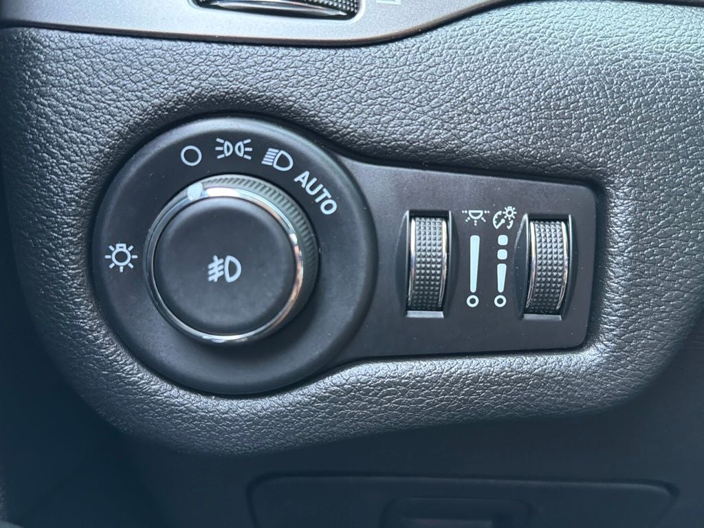 2021 Jeep Cherokee Latitude Plus