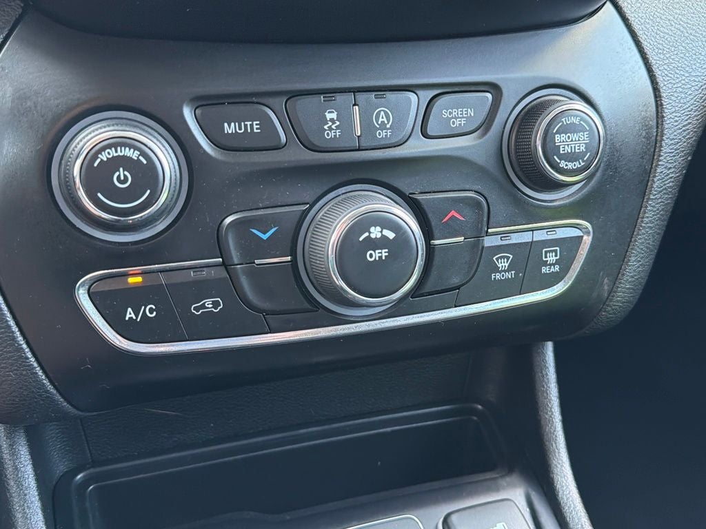 2021 Jeep Cherokee Latitude Plus