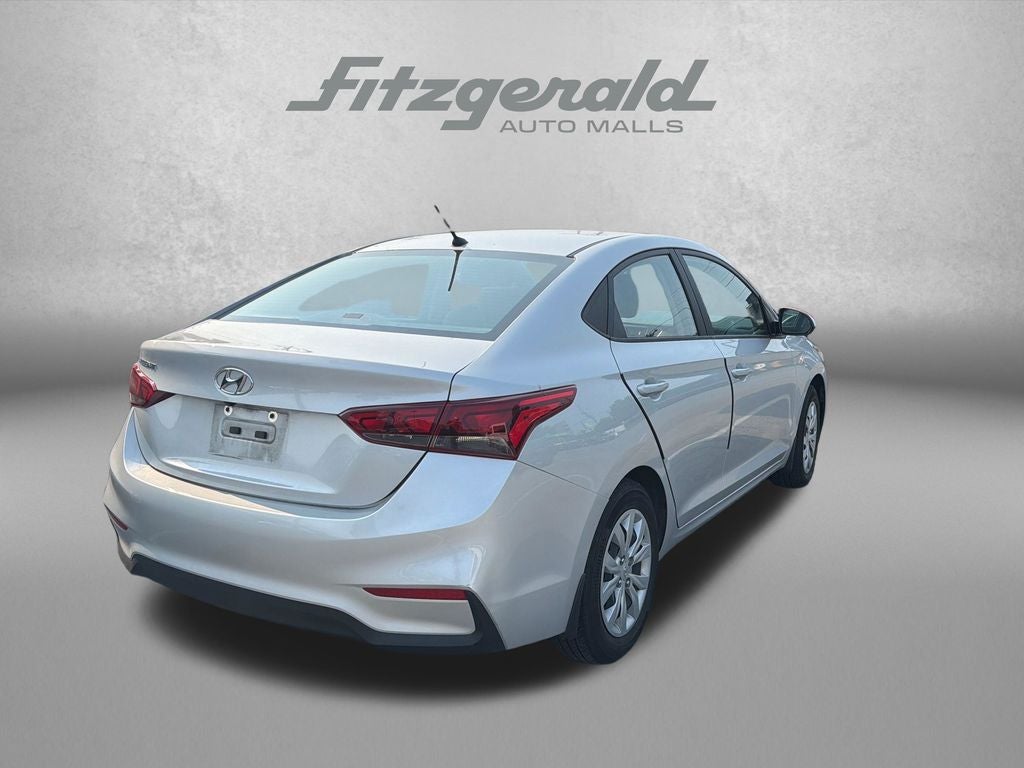 2022 Hyundai Accent SE