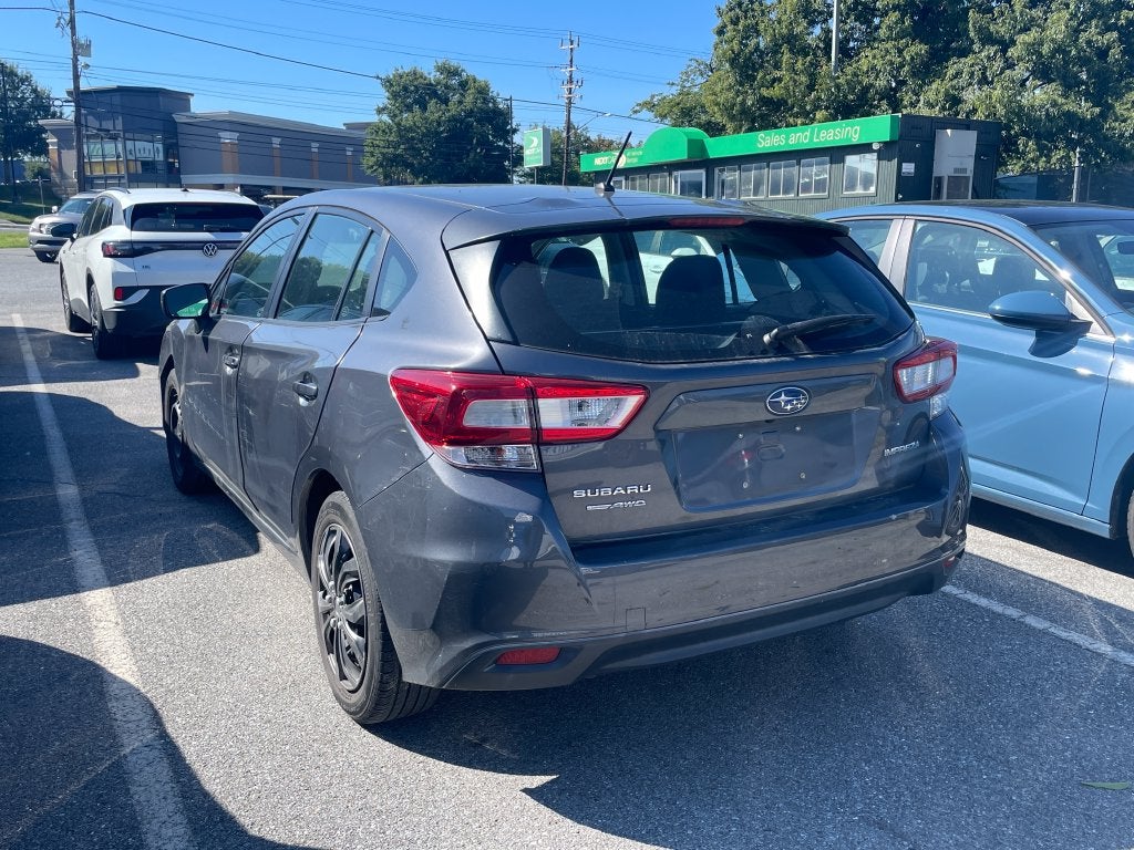 2019 Subaru Impreza 2.0i