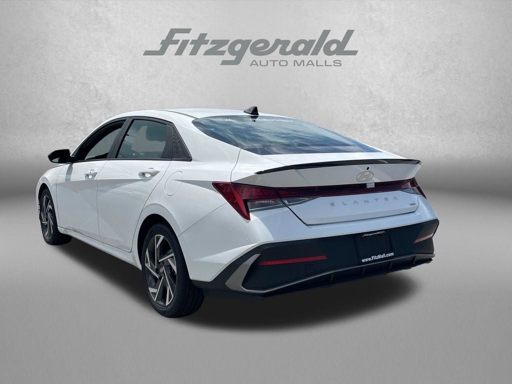2025 Hyundai Elantra Hybrid SEL Sport