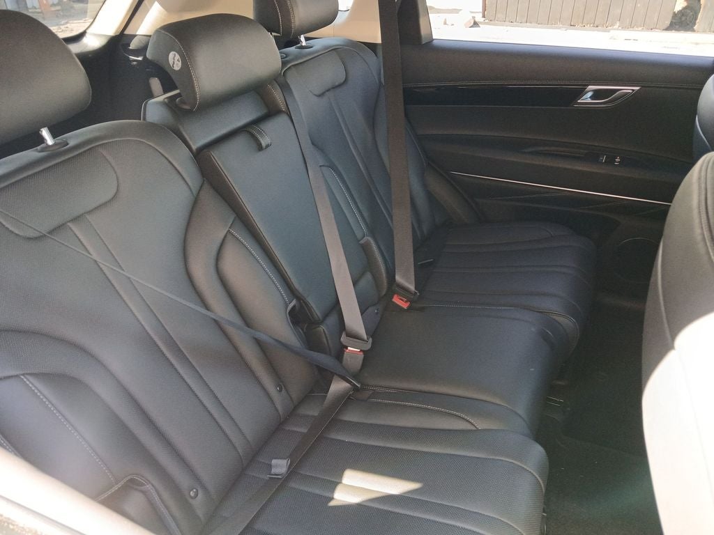 2025 Genesis GV80 2.5T