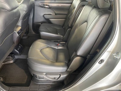 2024 Toyota Highlander Hybrid Limited