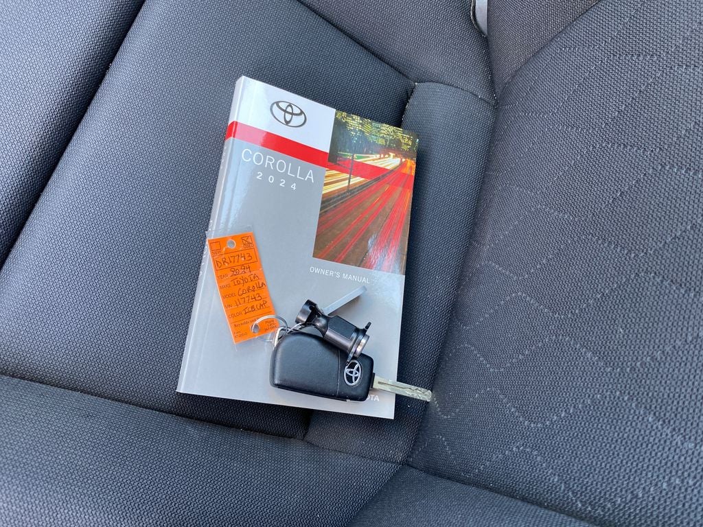 2024 Toyota Corolla LE